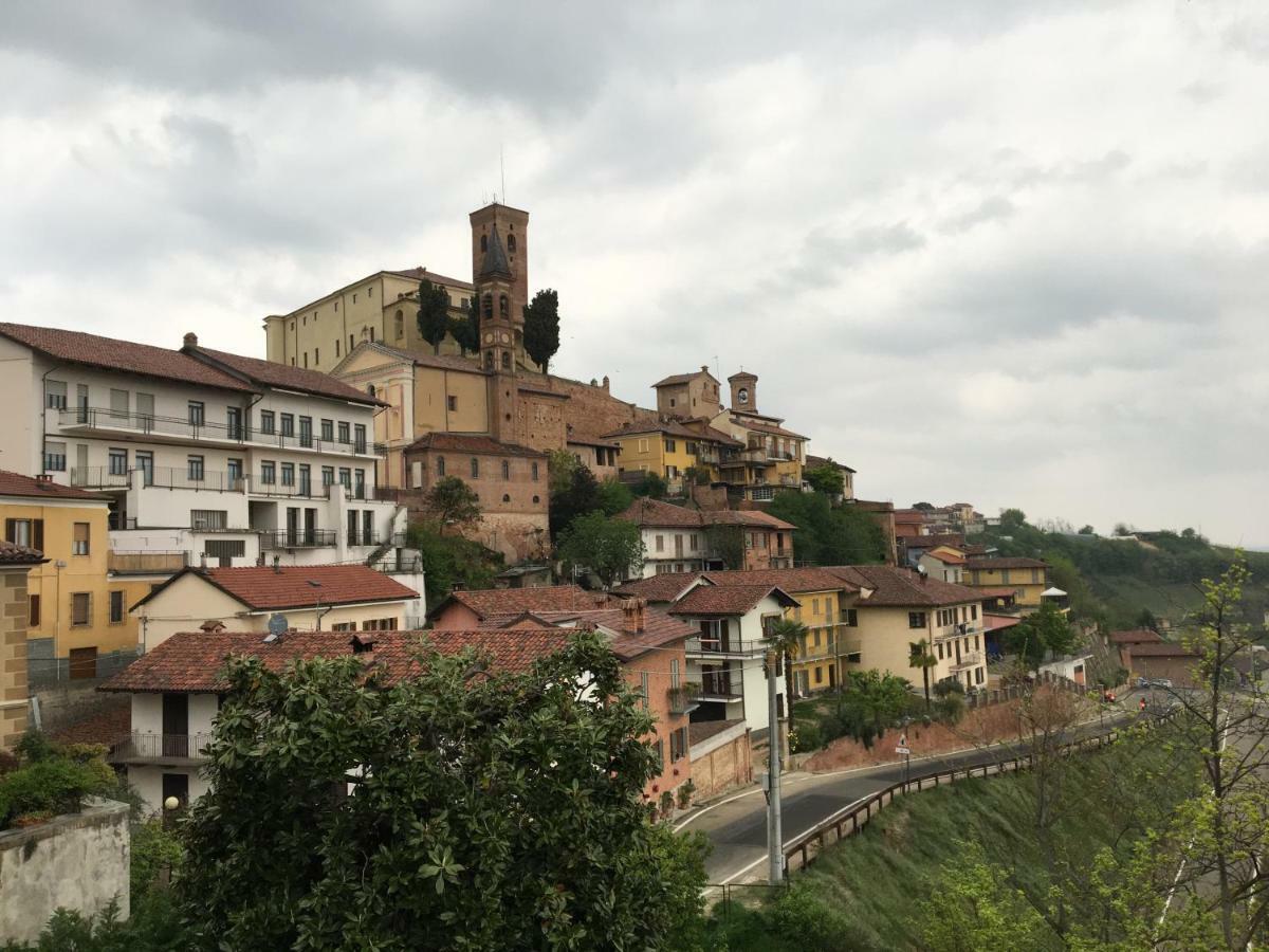 Cisterna dʼAsti Takapradaluヴィラ エクステリア 写真